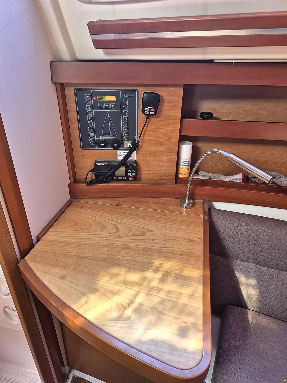 Hanse 325