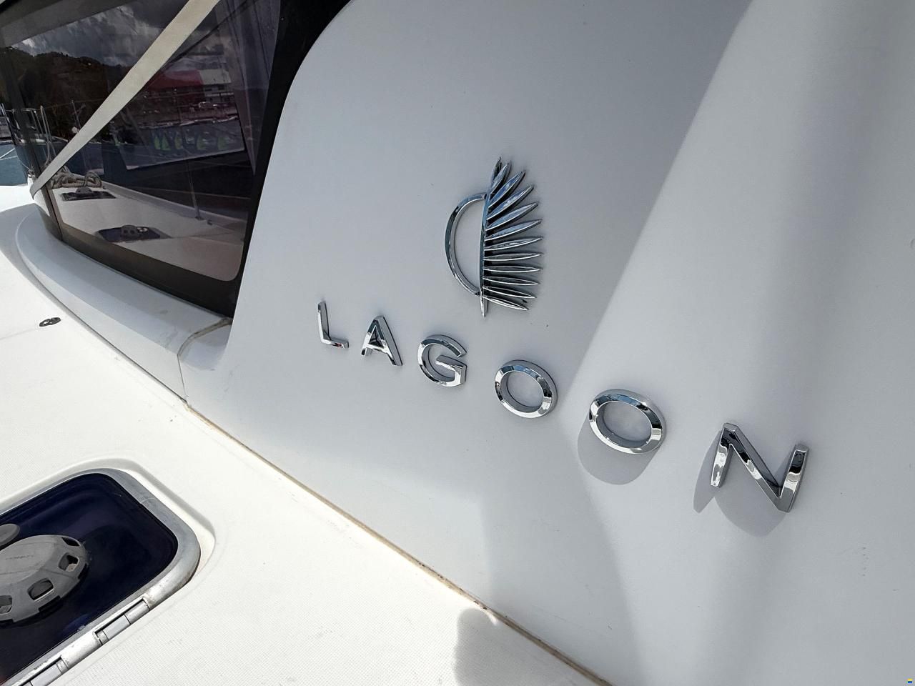 Lagoon 42