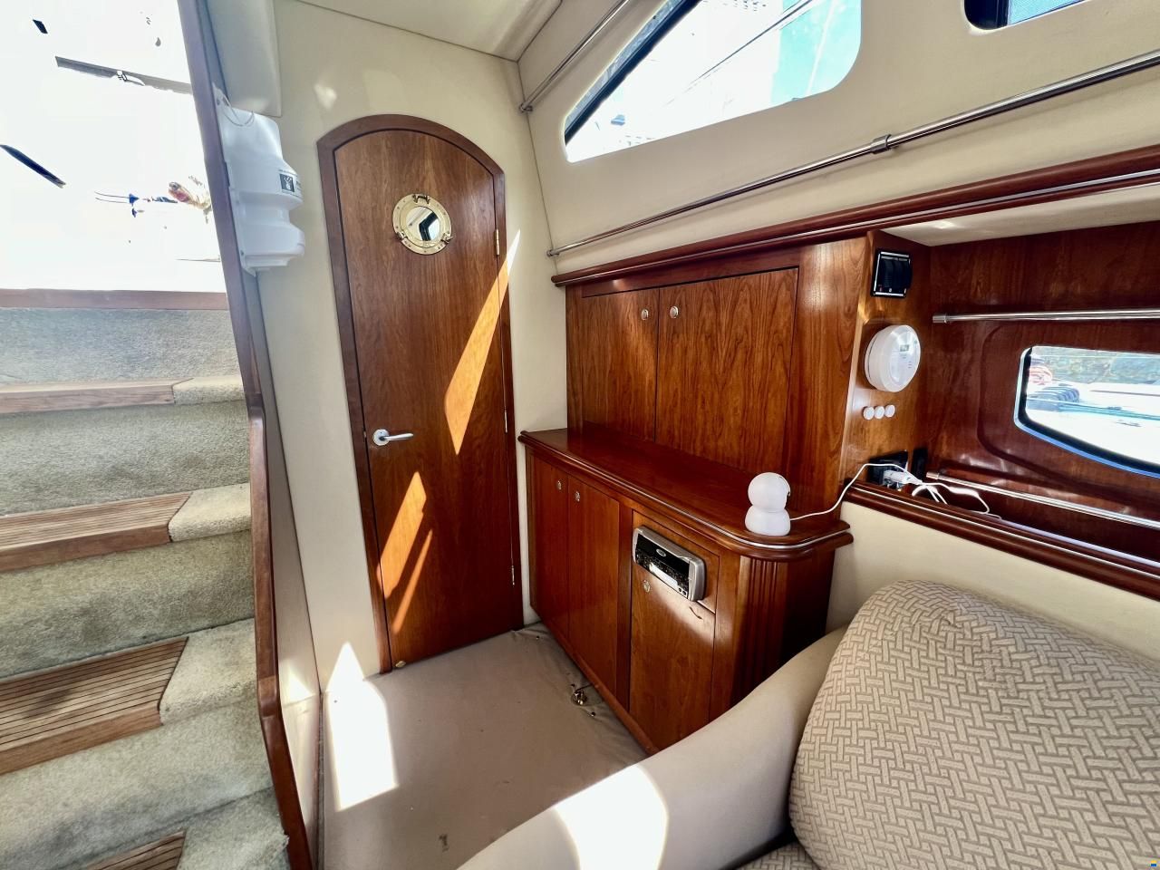 Cruiser Yachts 405 Express Motoryachts