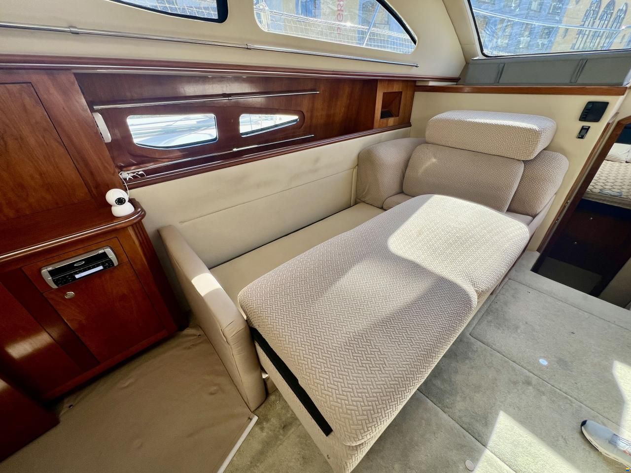 Cruiser Yachts 405 Express Motoryachts