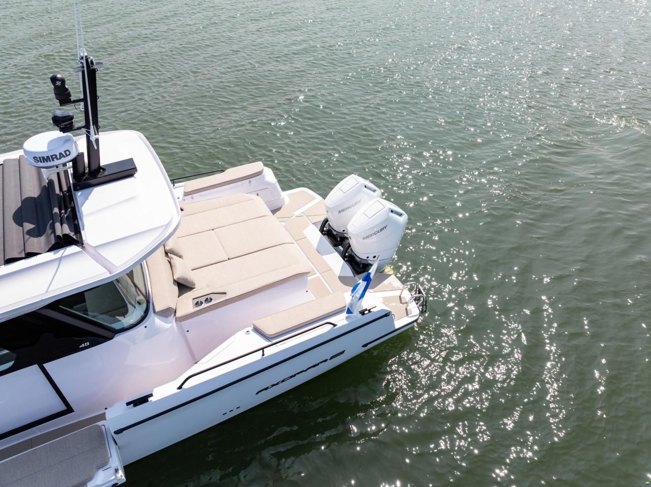 Axopar 45 Cross Cabin