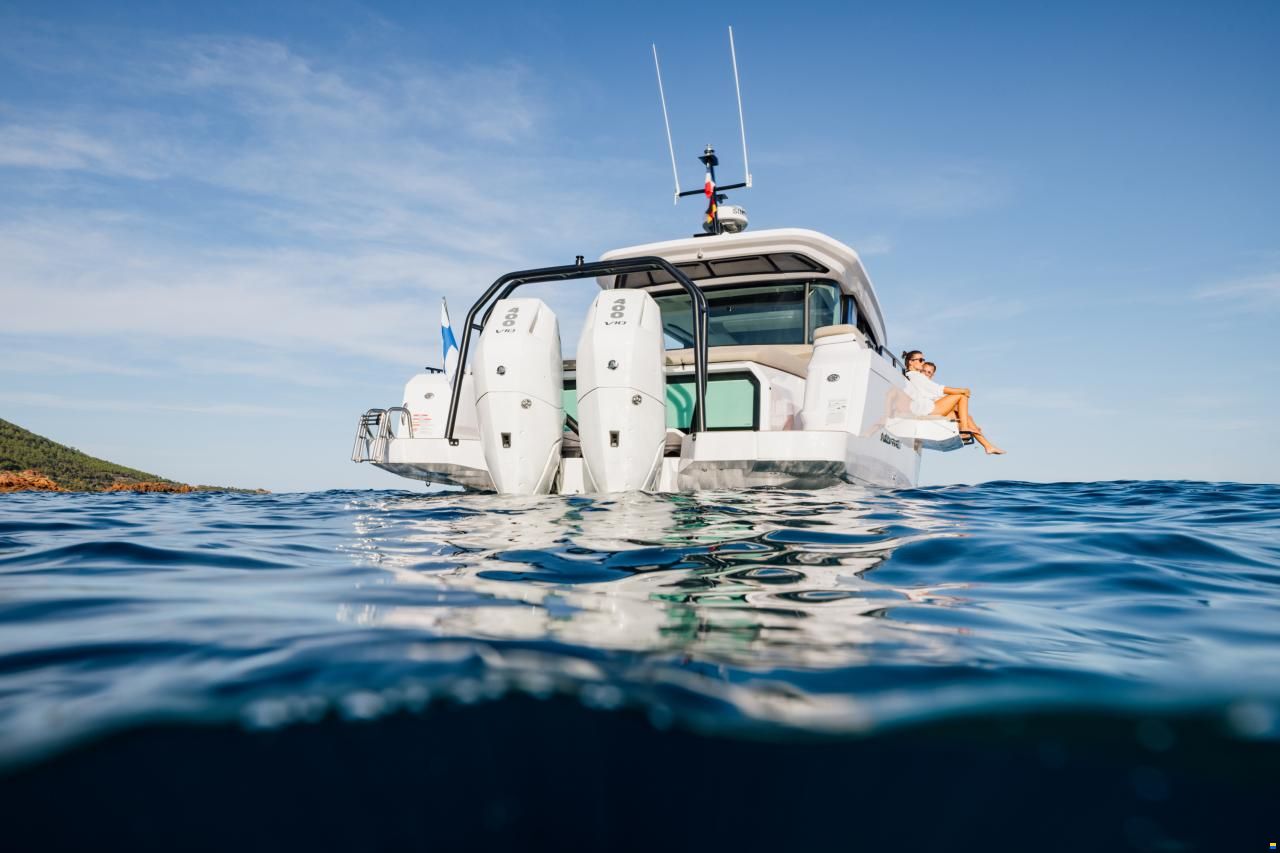 Axopar 45 Cross Cabin