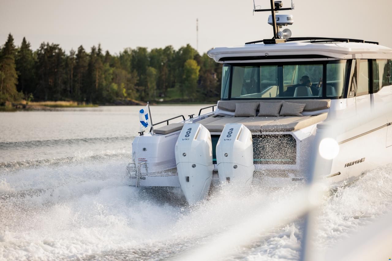 Axopar 45 Cross Cabin