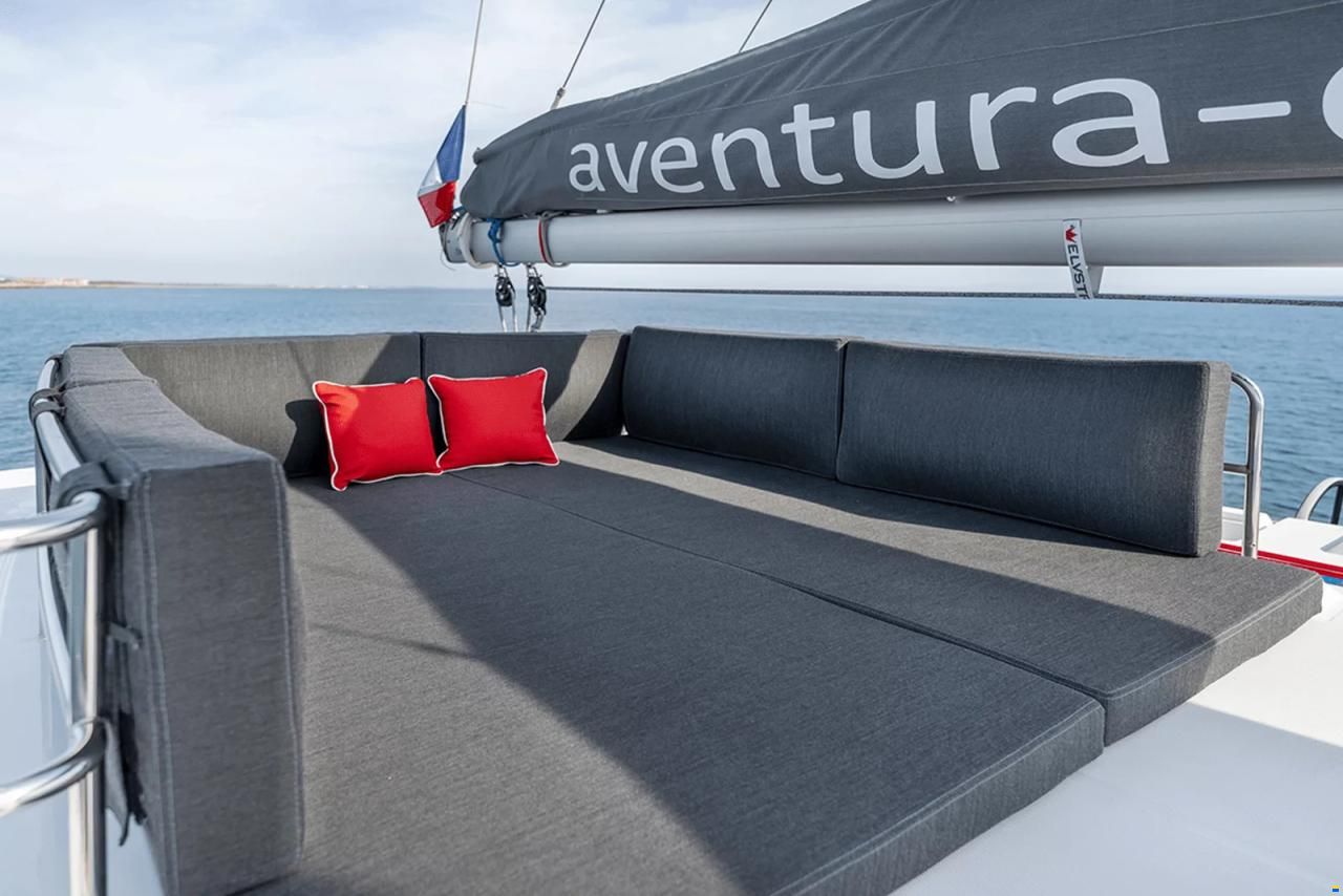 Aventura 37 Sail Welcome Pack until May 31st