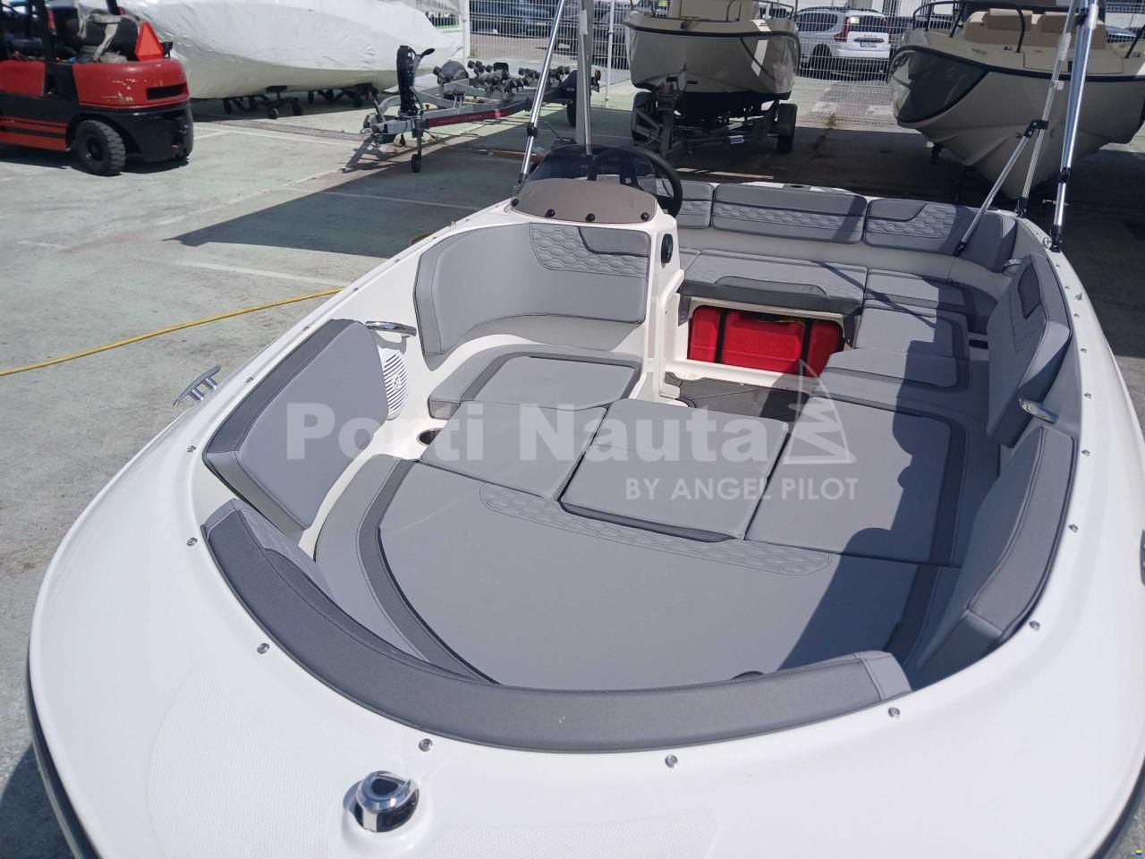 Bayliner M15