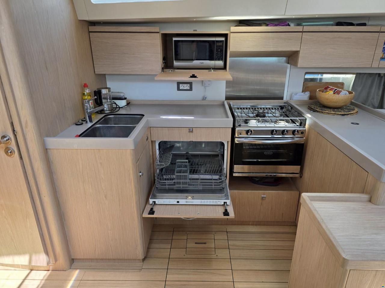 Beneteau Oceanis 55.1