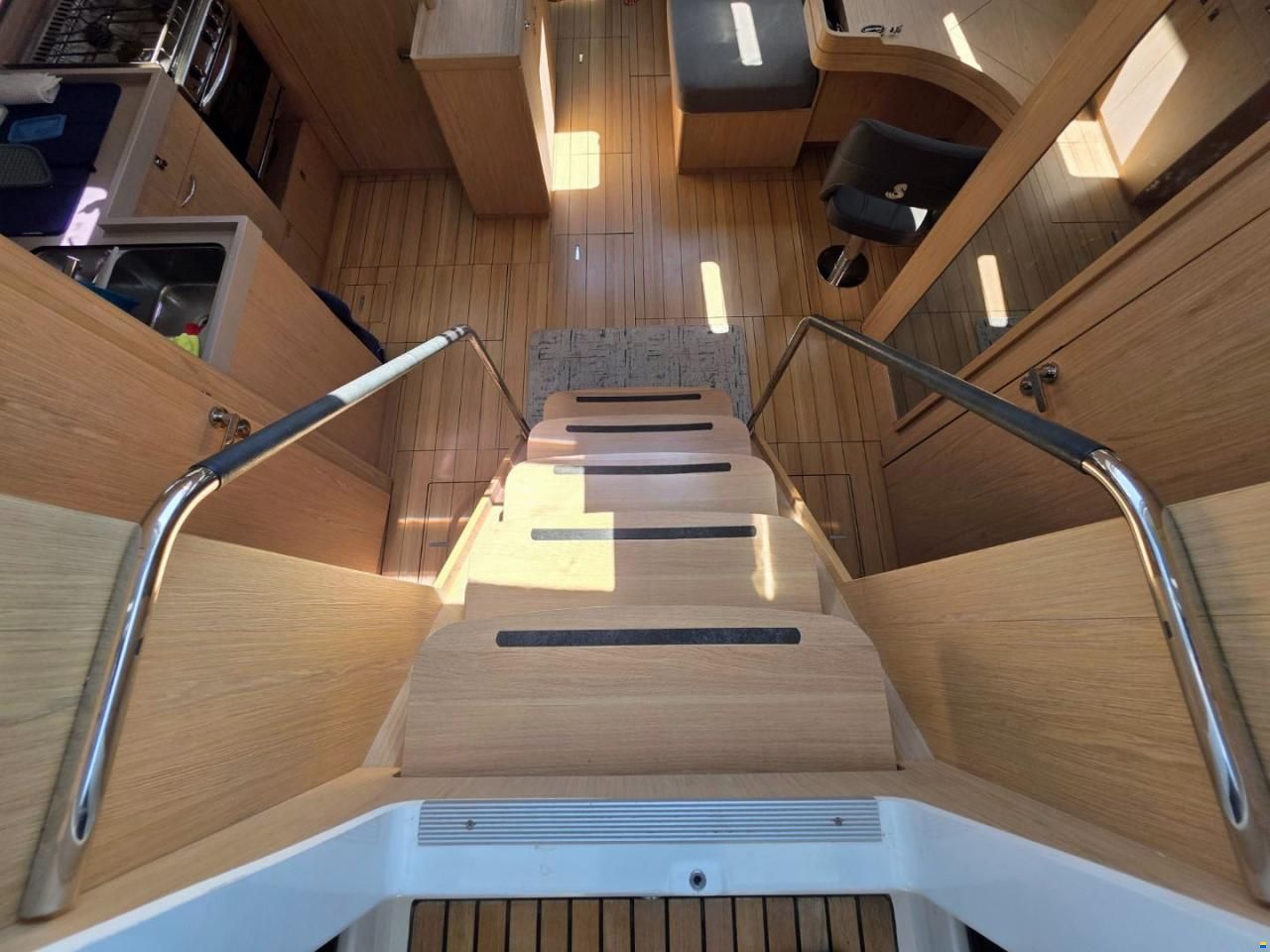 Beneteau Oceanis 55.1