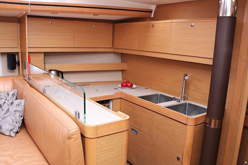 Dufour Exclusive 56 (2018)