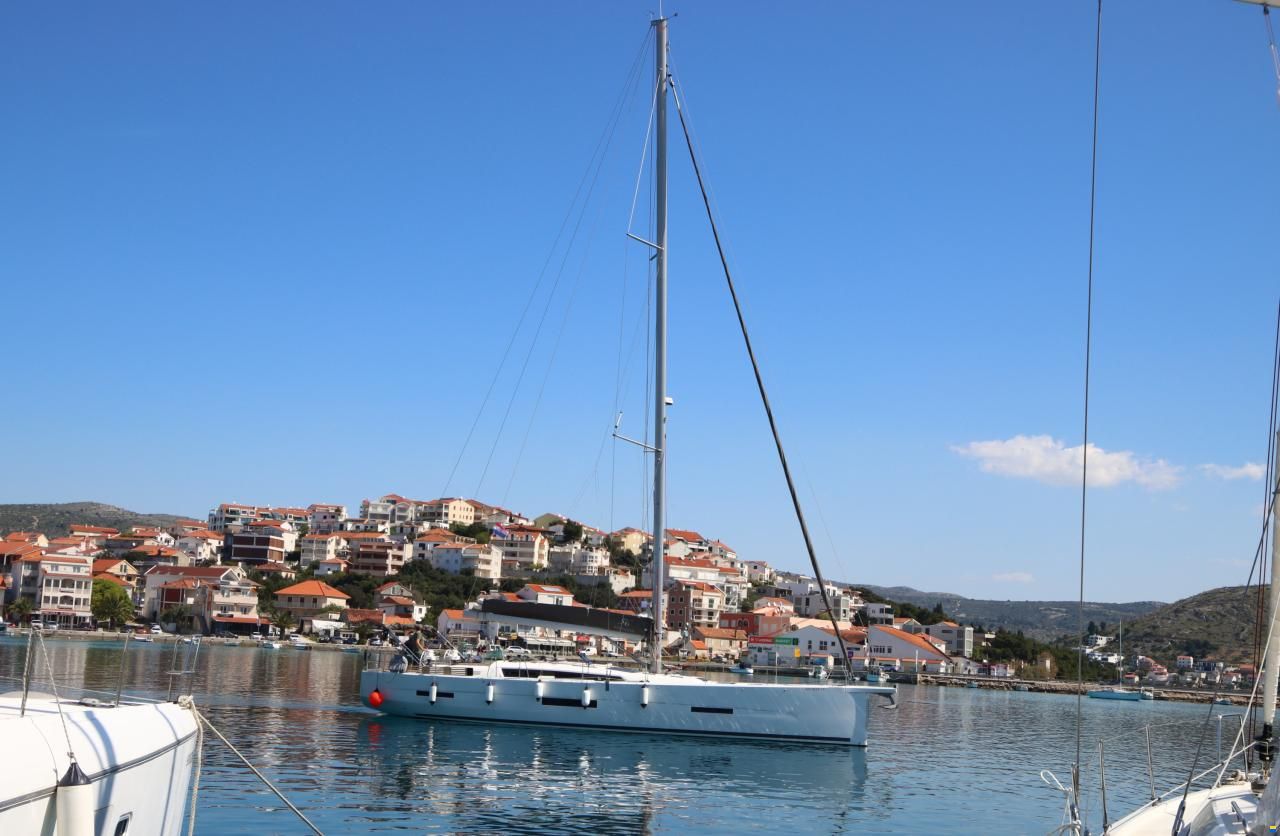 Dufour Exclusive 56 (2018)