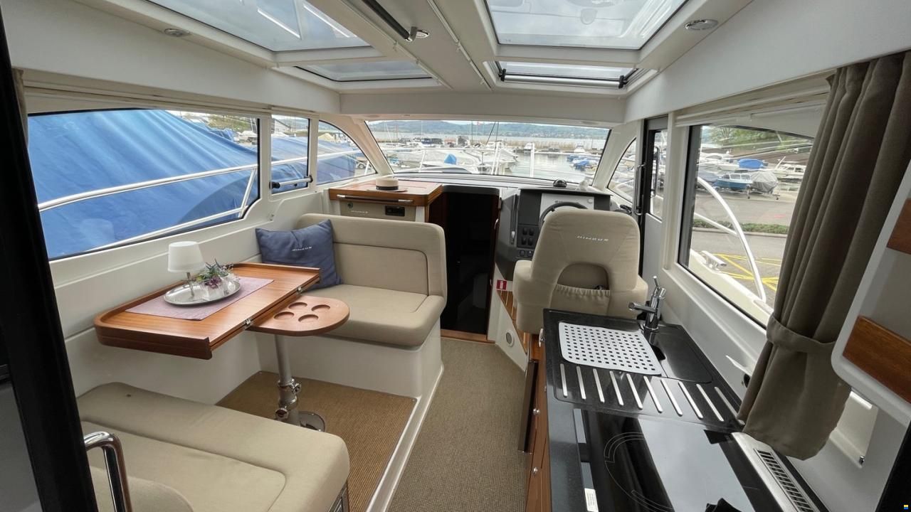 Nimbus 305 Coup&eacute;