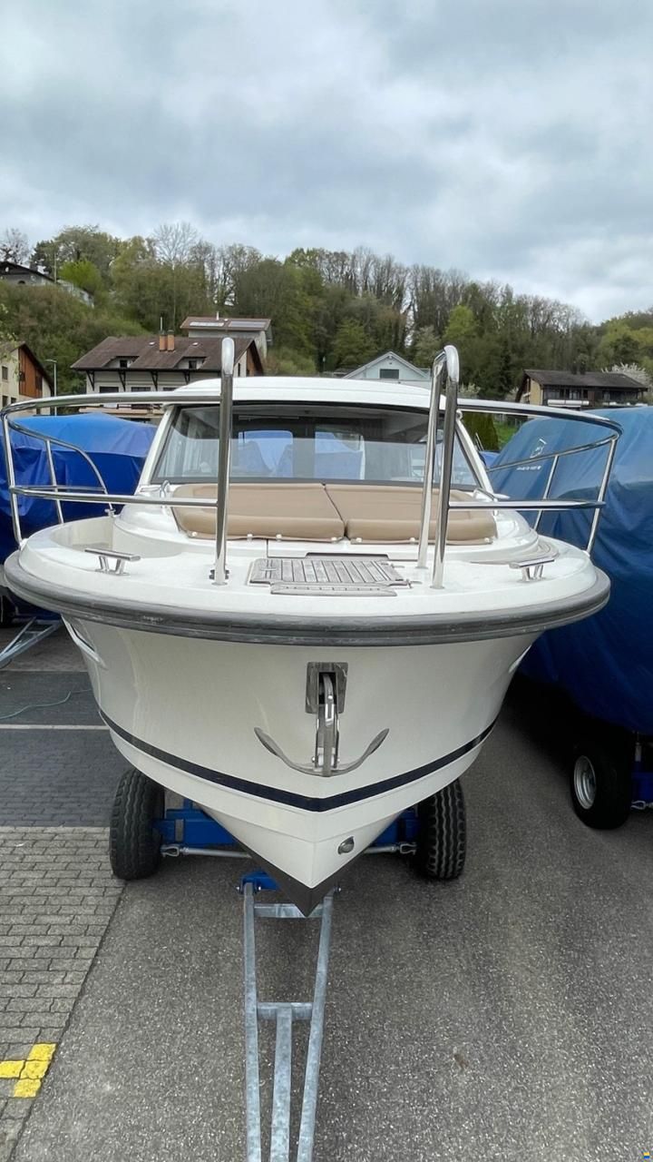 Nimbus 305 Coup&eacute;