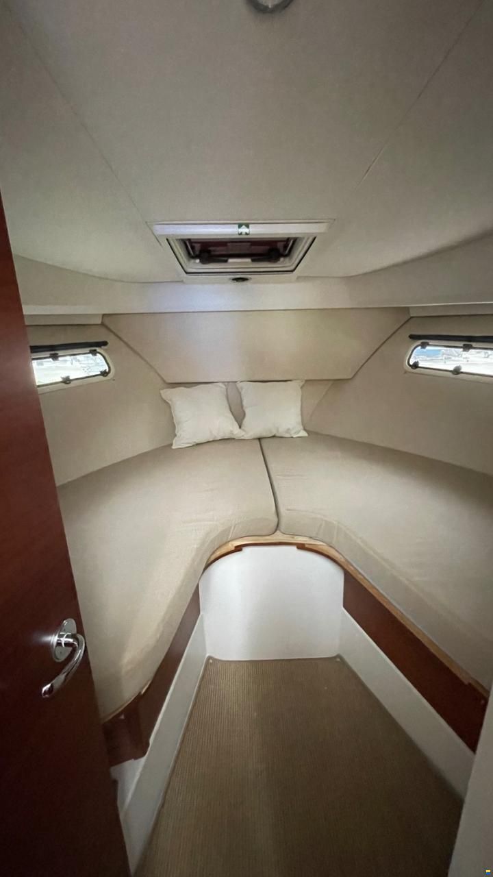 Nimbus 305 Coup&eacute;