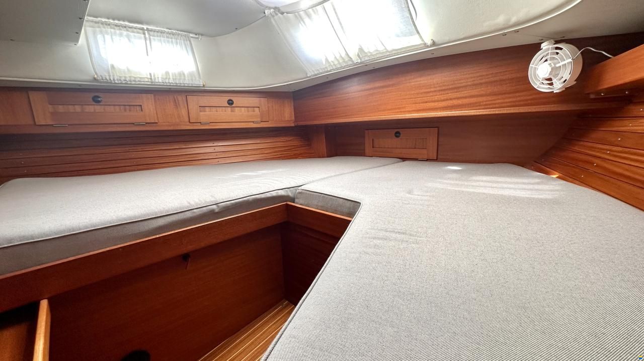 Hallberg-Rassy 36