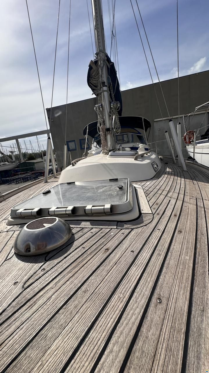 Hallberg-Rassy 36