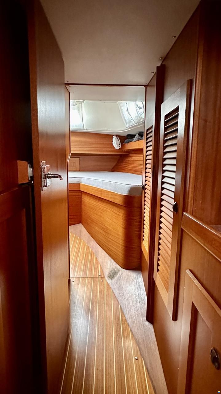 Hallberg-Rassy 36