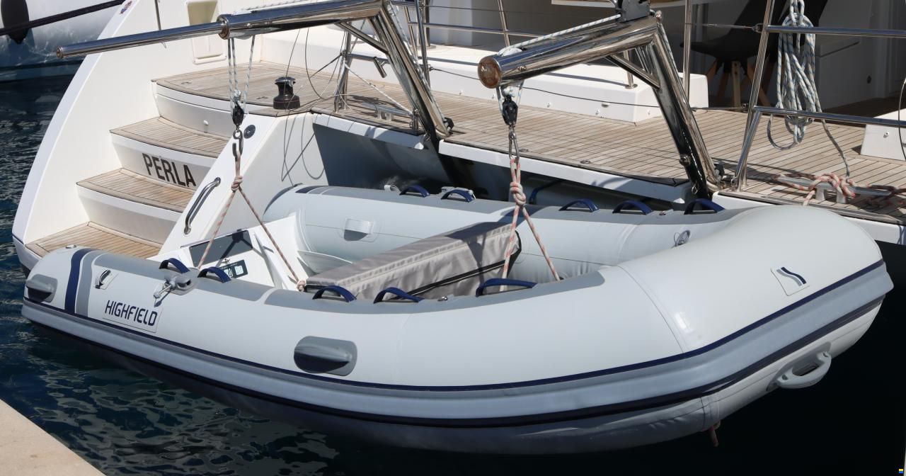 Lagoon 450 (2012)