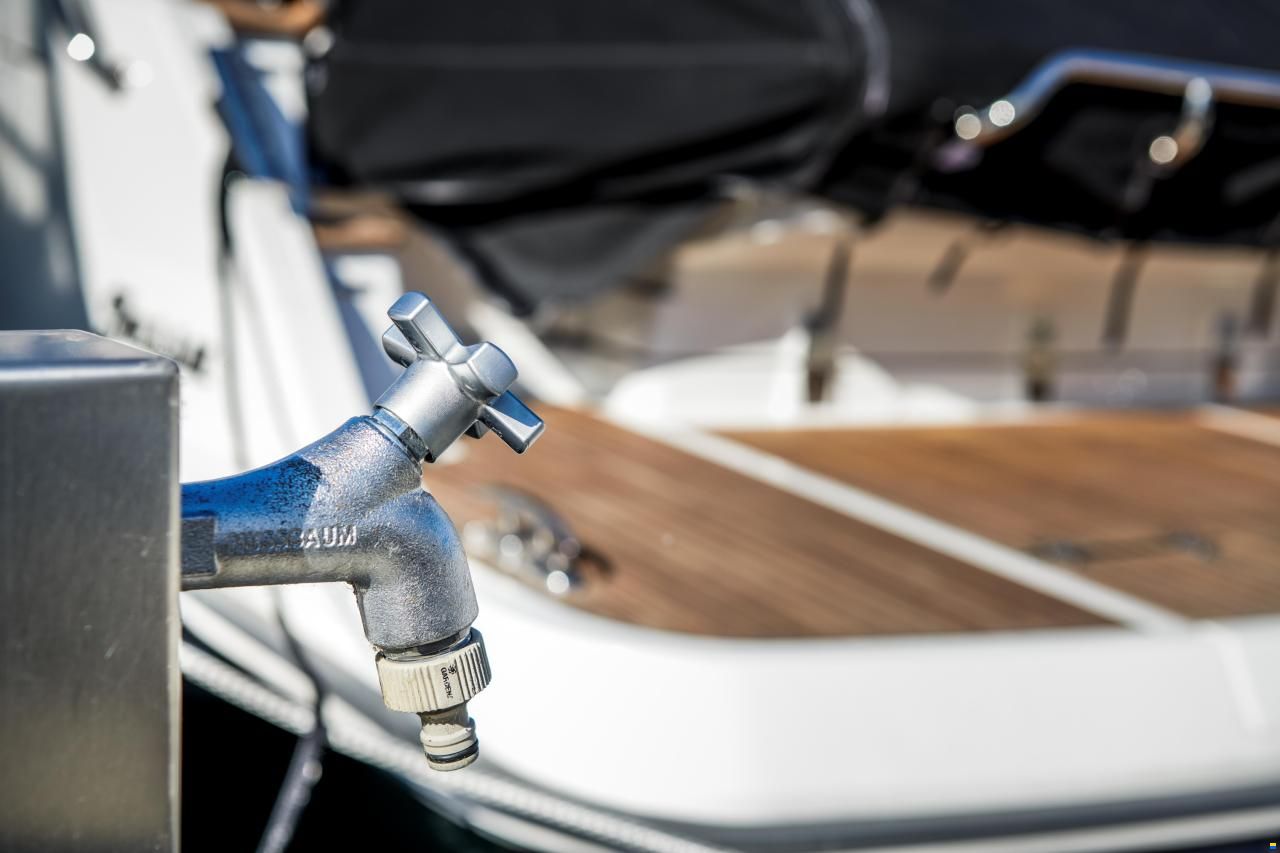 Liegeplatz gesichert beim Neuboot Kauf