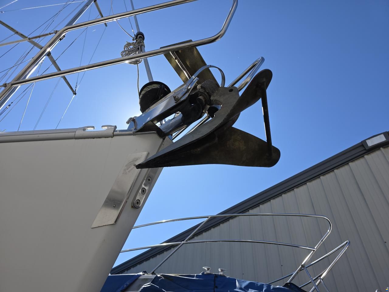 Bavaria 32