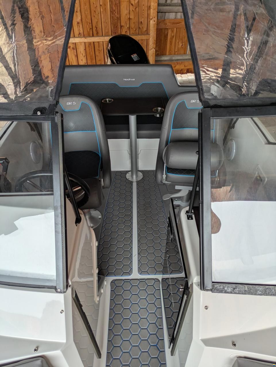 Corsiva Nordhval BR5