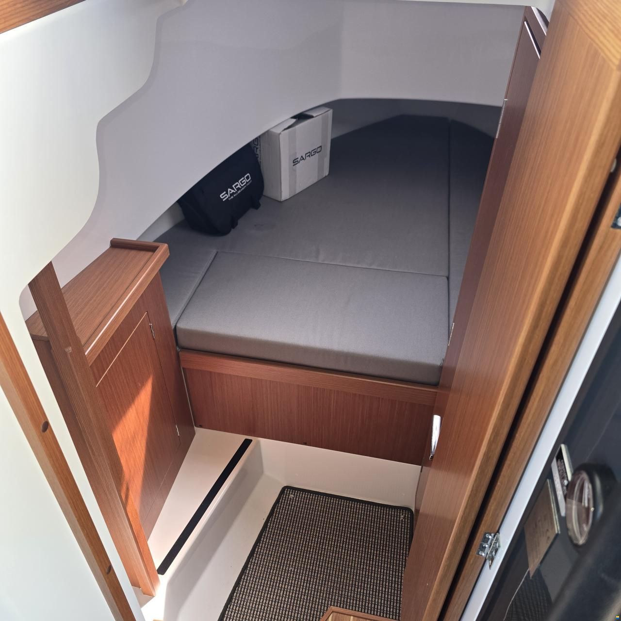 Sargo 28