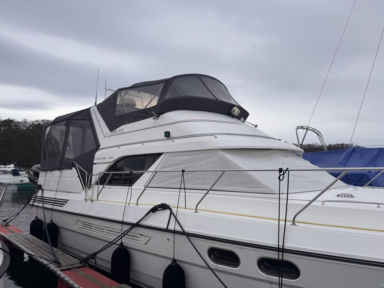 Princess 435