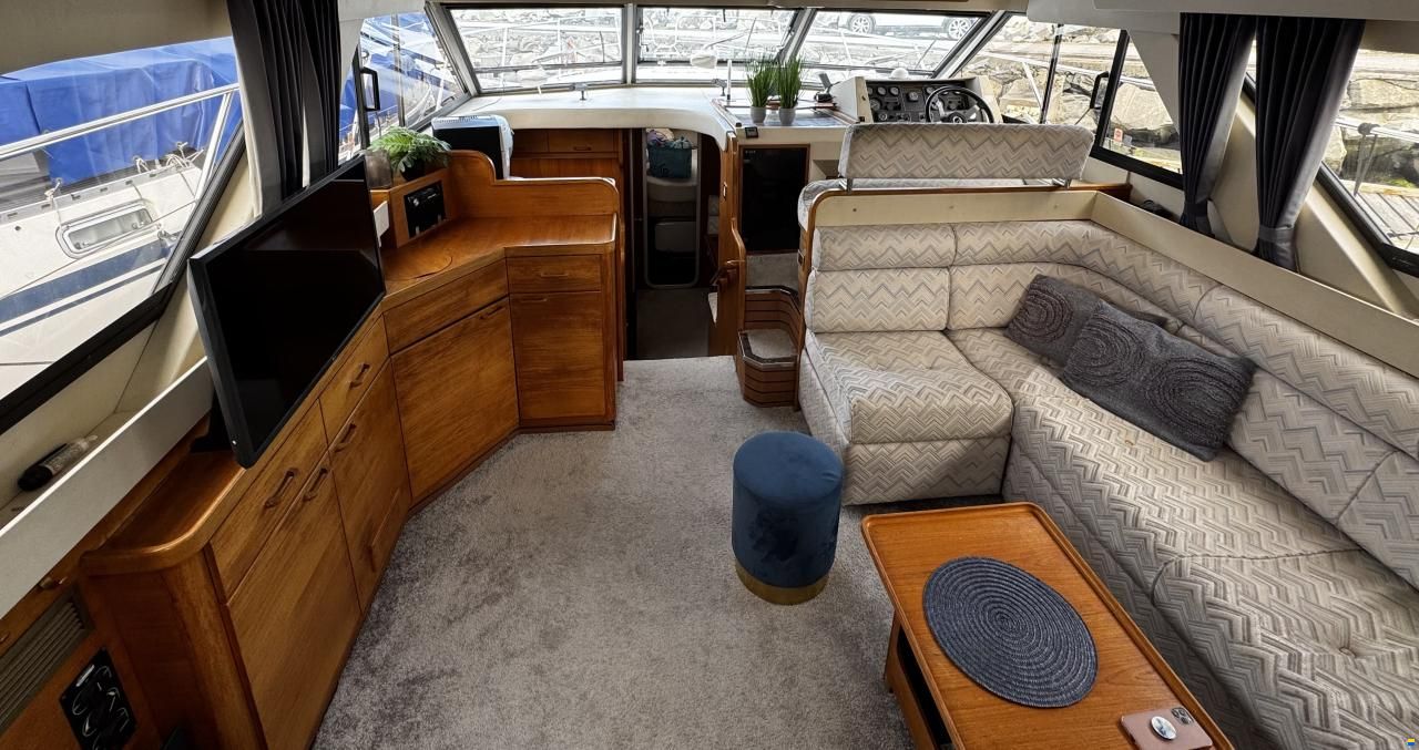 Princess 435
