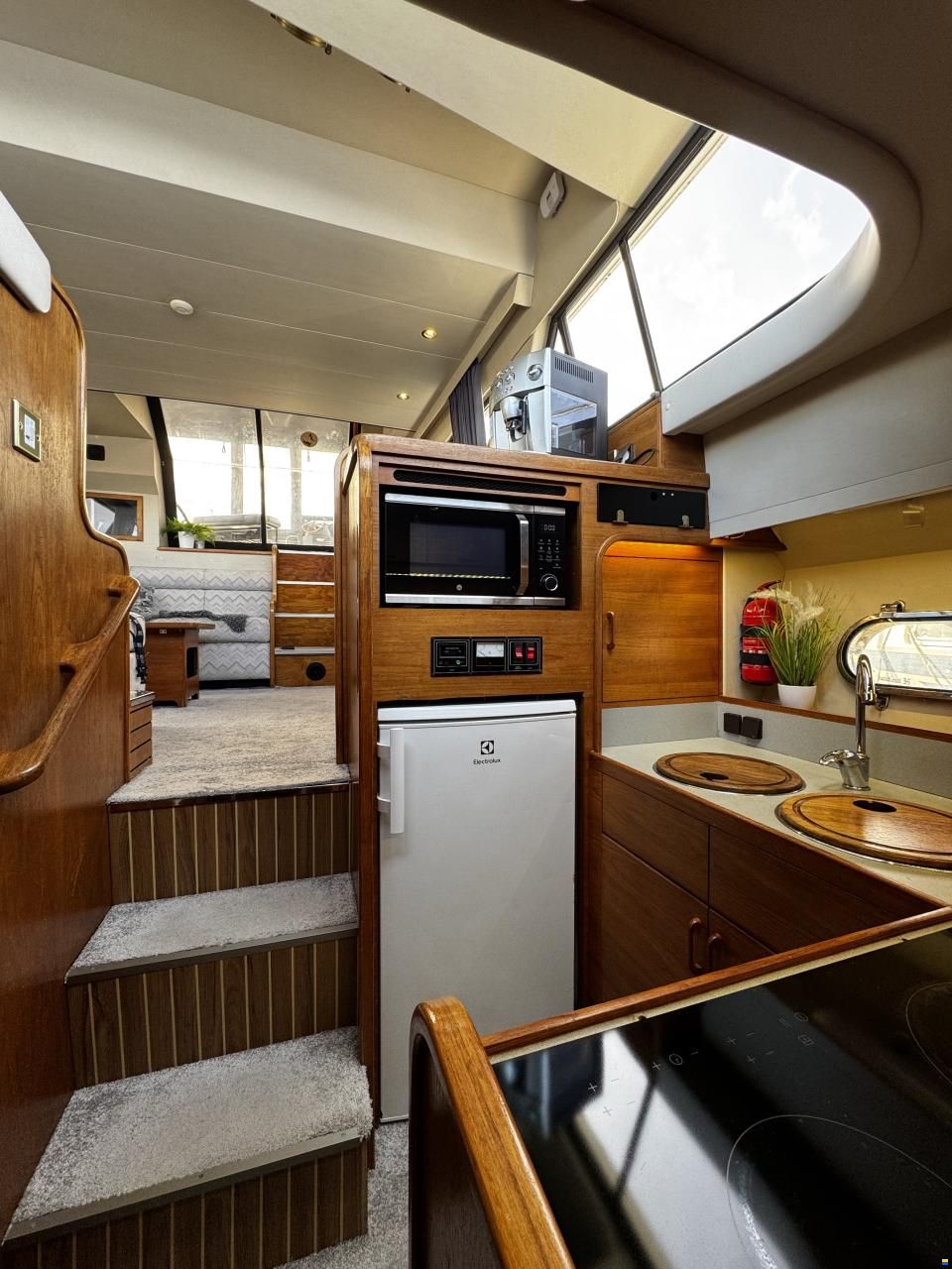 Princess 435