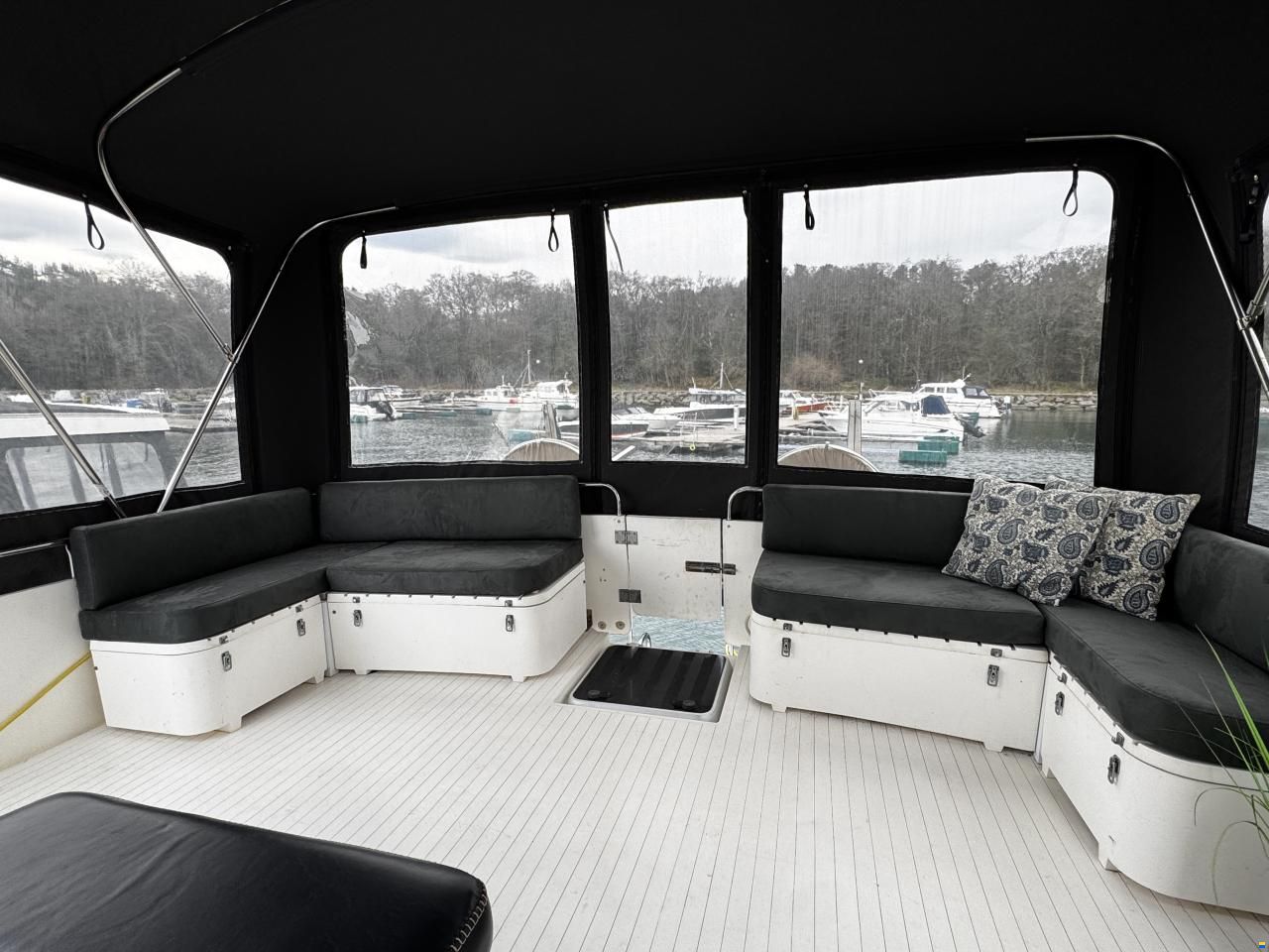 Princess 435