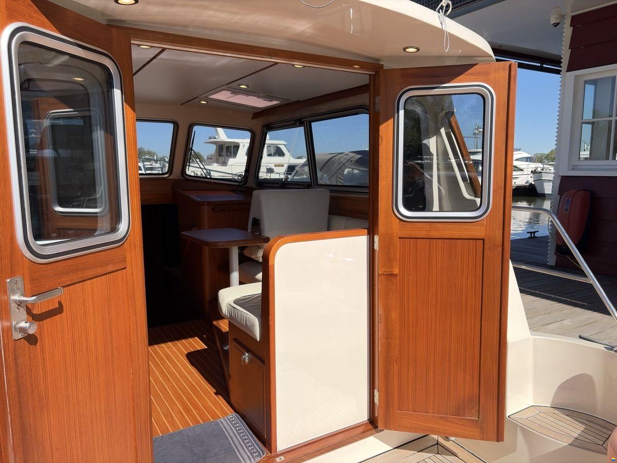 North-Line Yachts 37 Wheelhouse