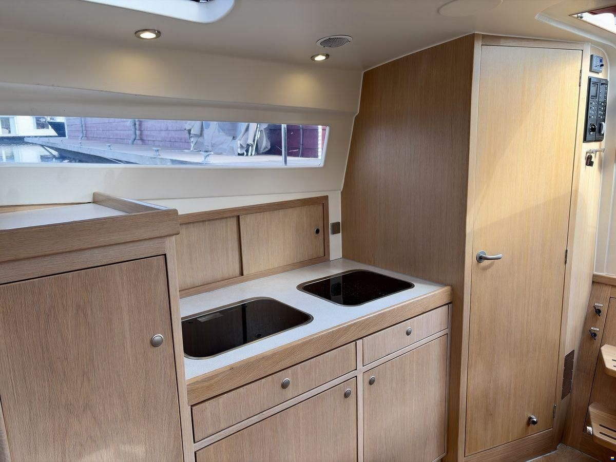 Intercruiser 31