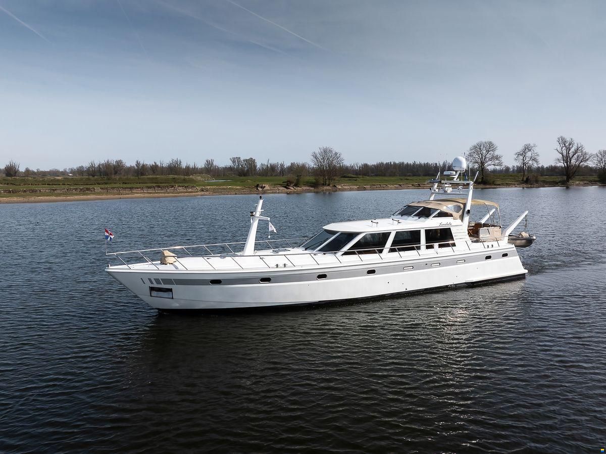 Laancruiser 2100