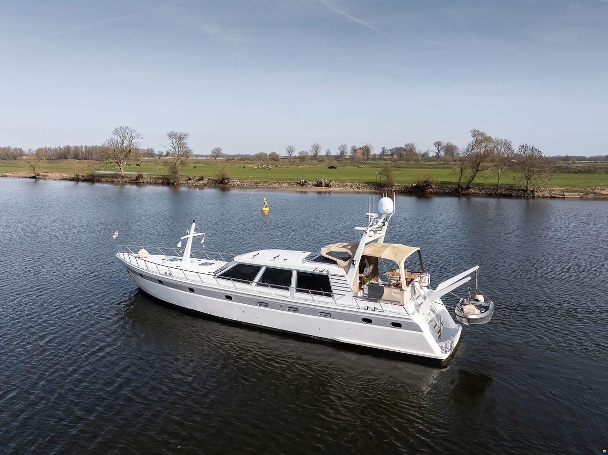 Laancruiser 2100