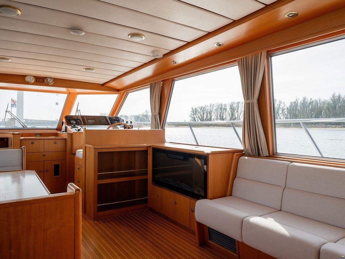 Laancruiser 2100