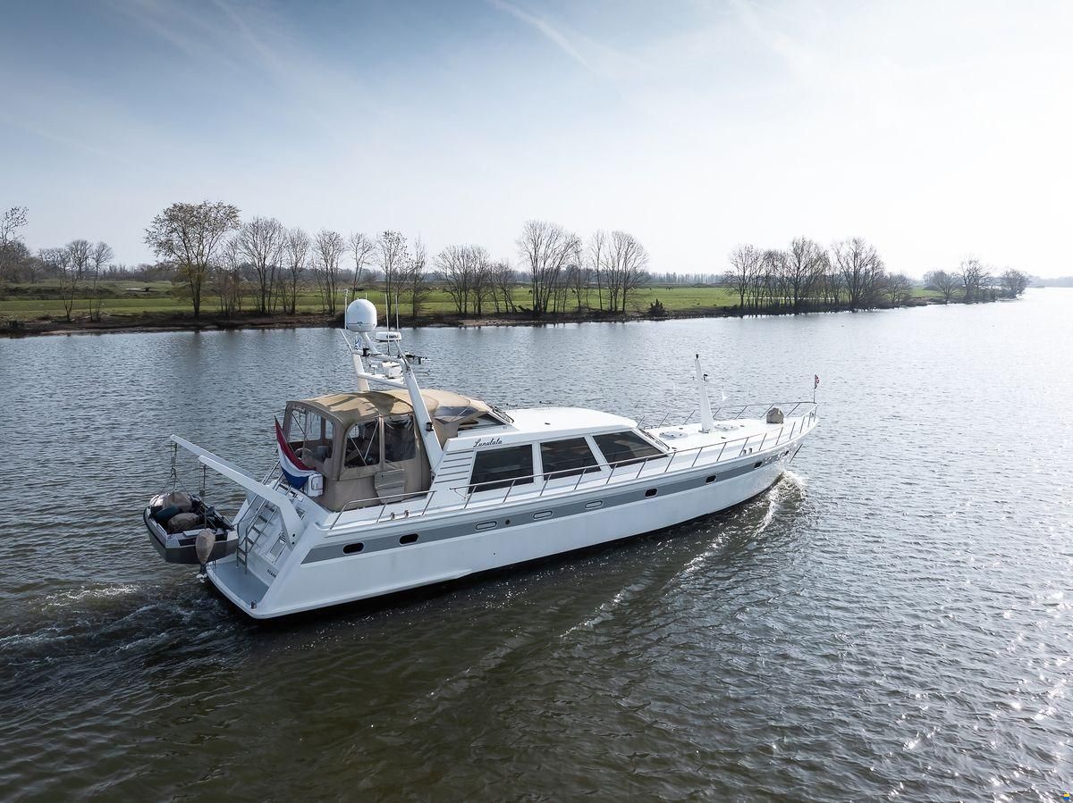 Laancruiser 2100