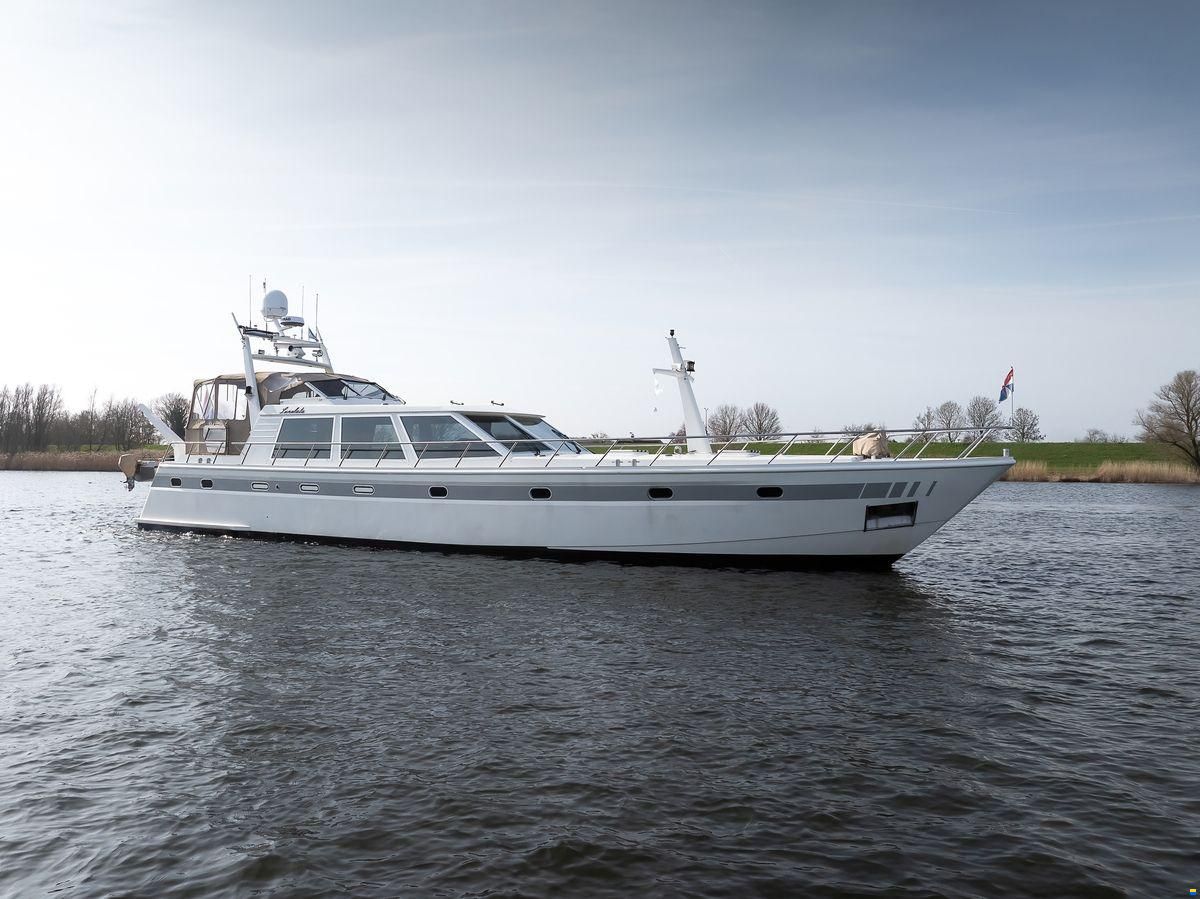 Laancruiser 2100