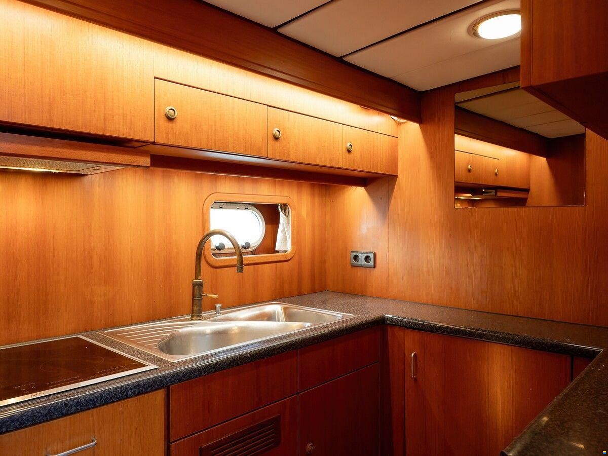 Laancruiser 2100