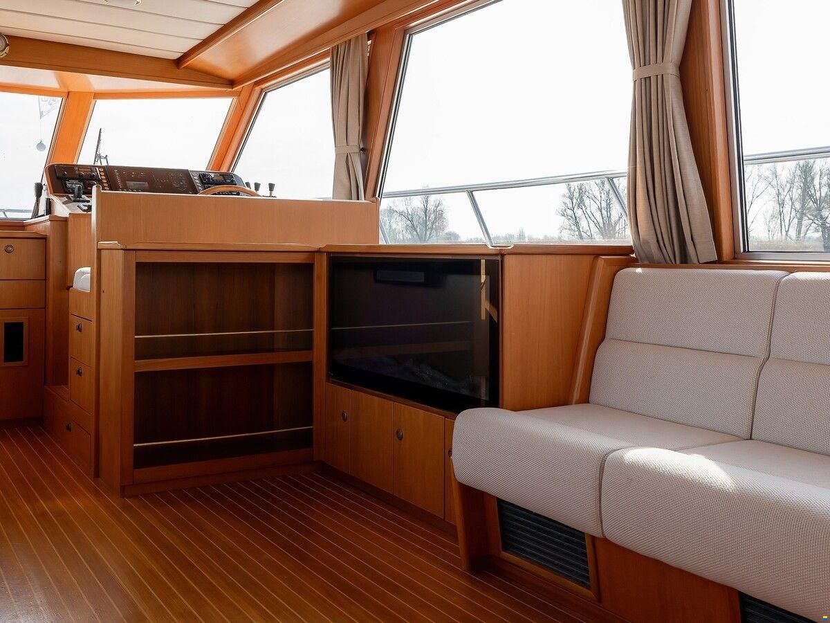 Laancruiser 2100