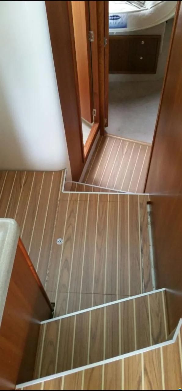 Riviera Flybridge 37