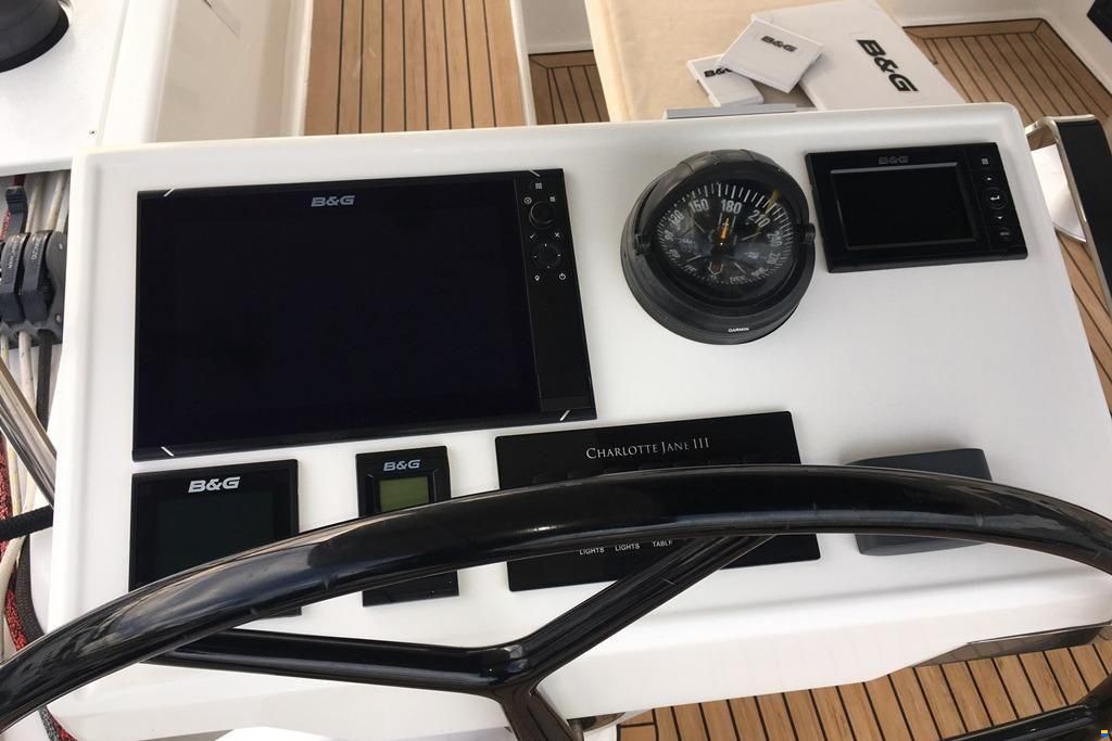 Hanse 588