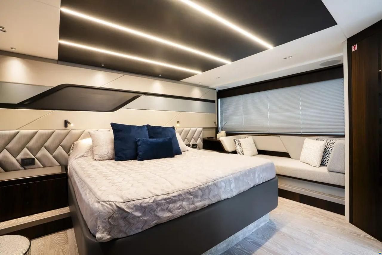 Sunseeker Predator 74 Xps