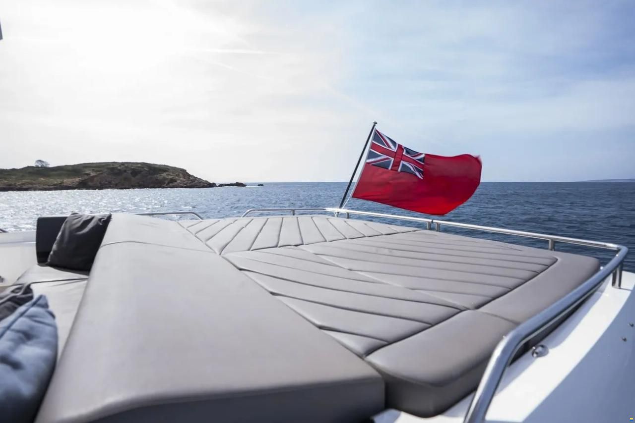 Sunseeker Predator 74 Xps