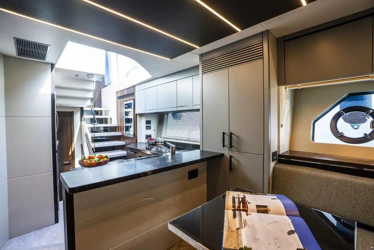 Sunseeker Predator 74 Xps
