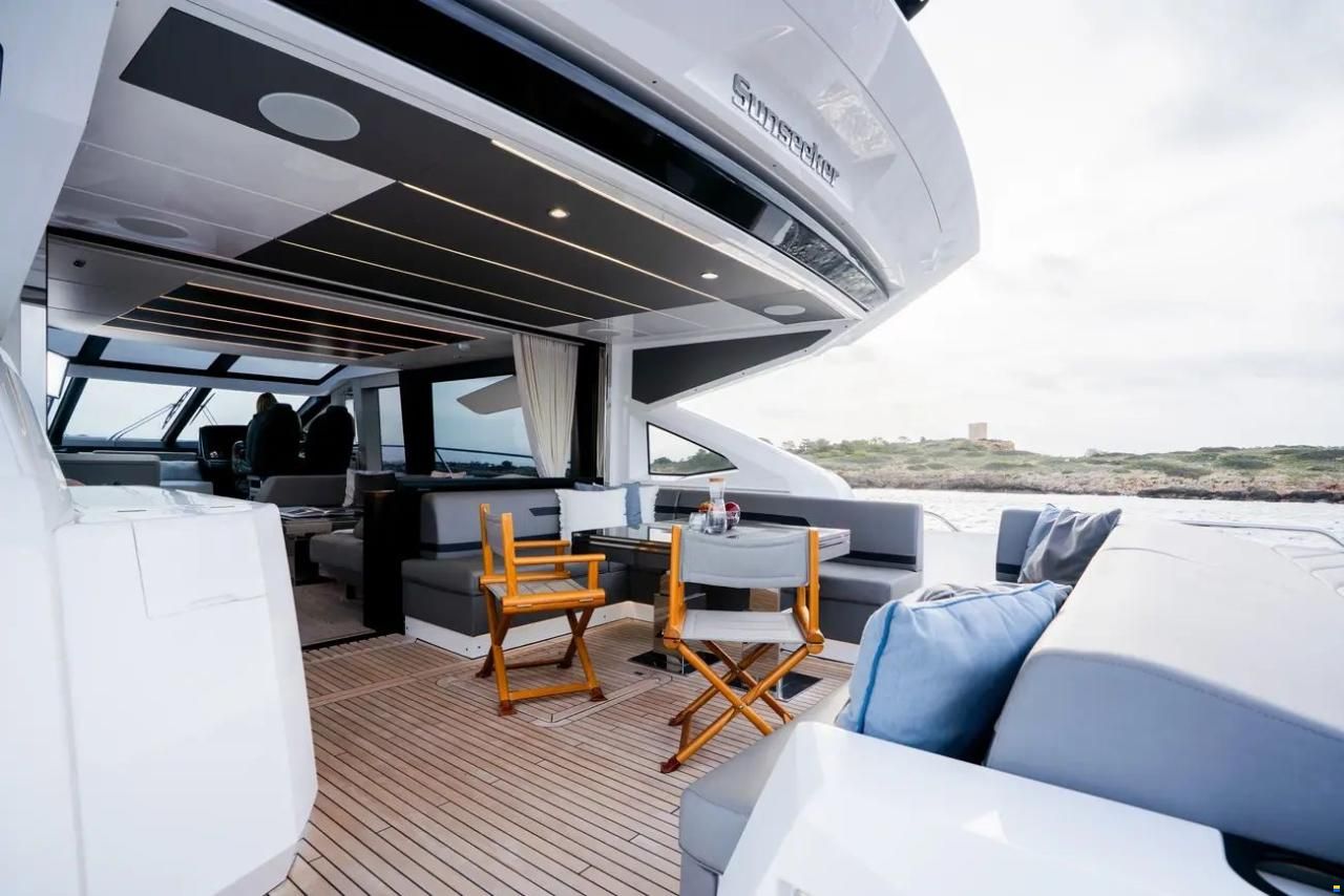 Sunseeker Predator 74 Xps