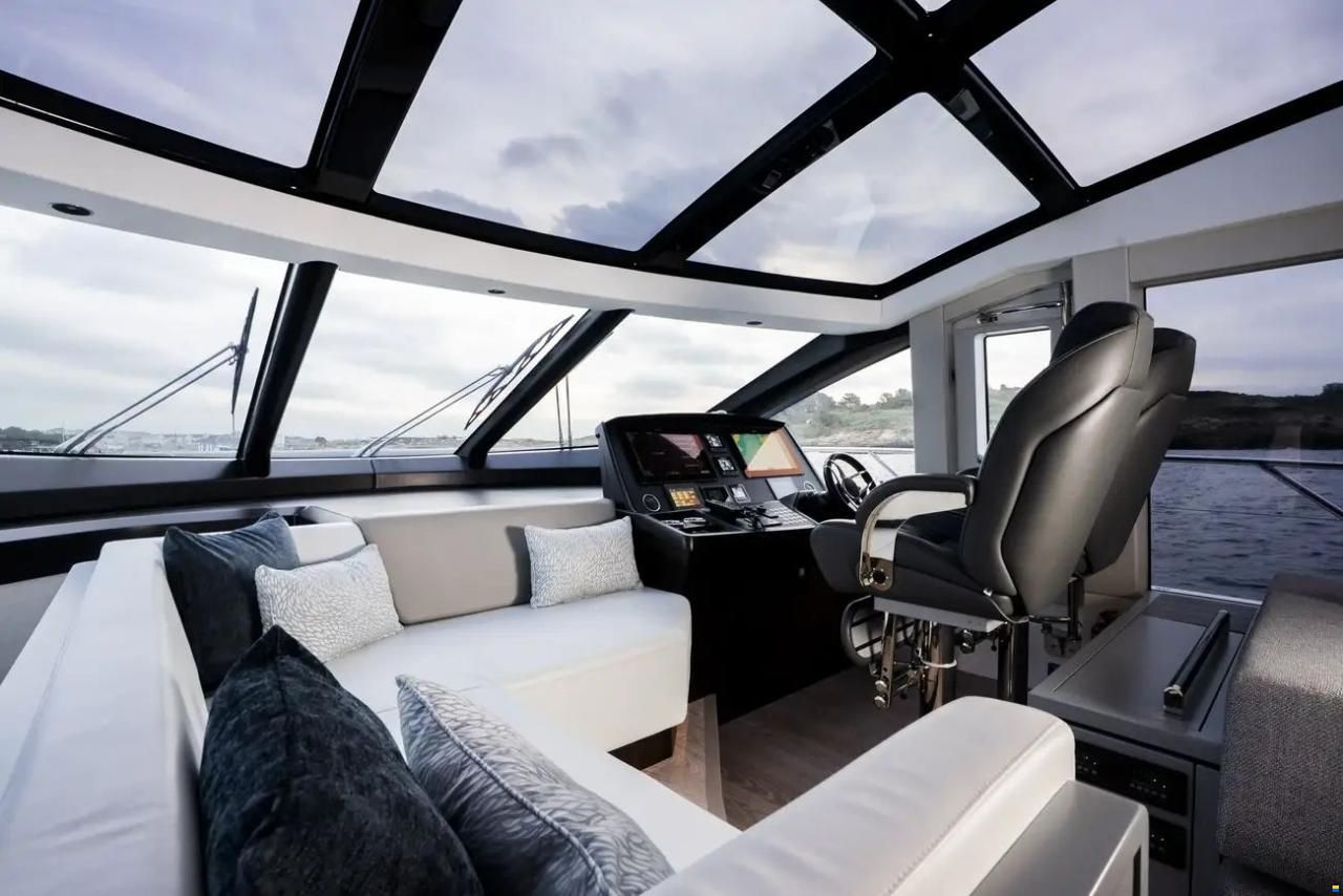 Sunseeker Predator 74 Xps