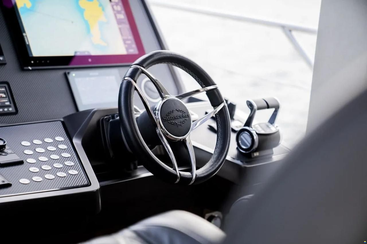 Sunseeker Predator 74 Xps