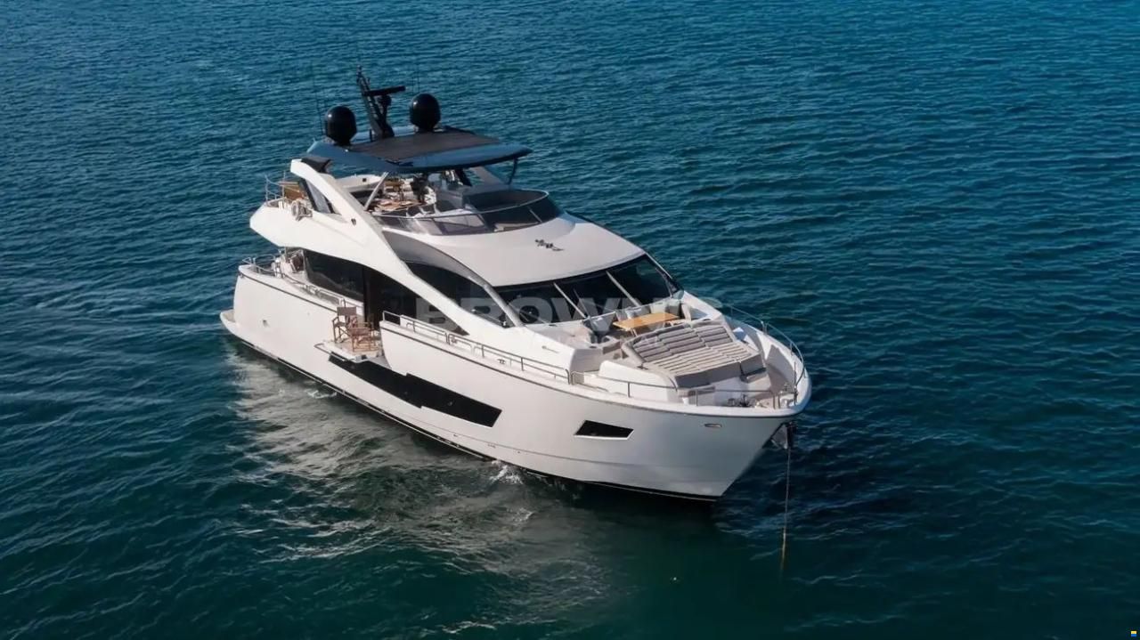 Sunseeker 86 Yacht