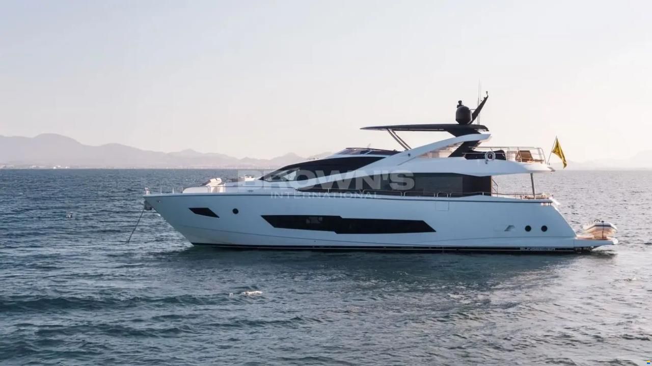 Sunseeker 86 Yacht