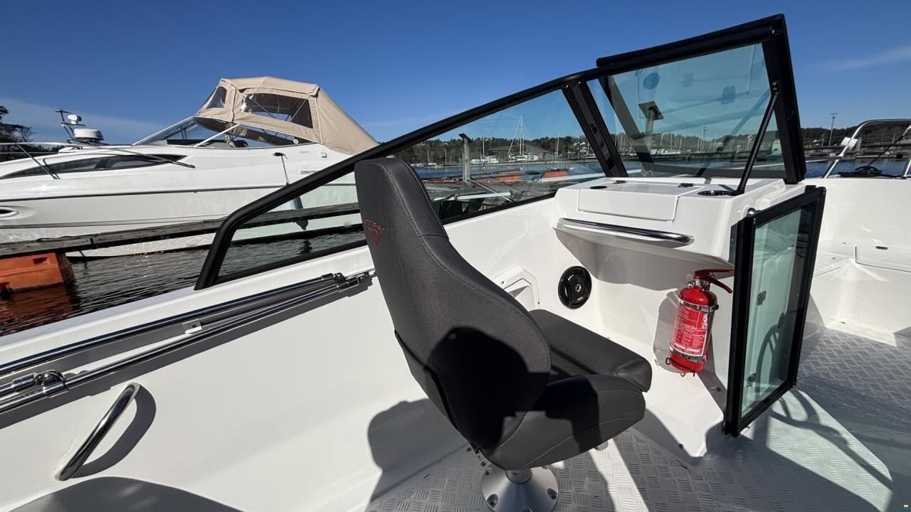VICTORY 570 Open