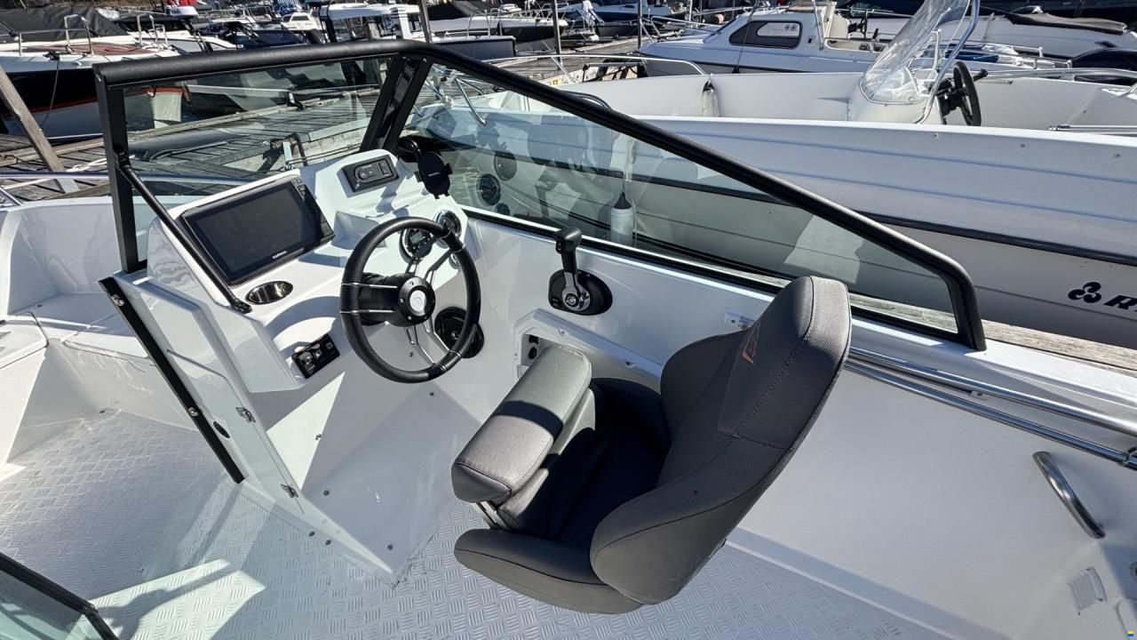 VICTORY 570 Open
