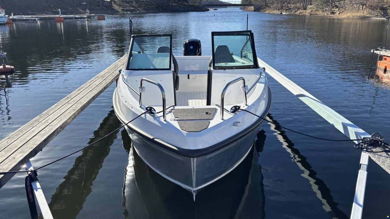 VICTORY 570 Open
